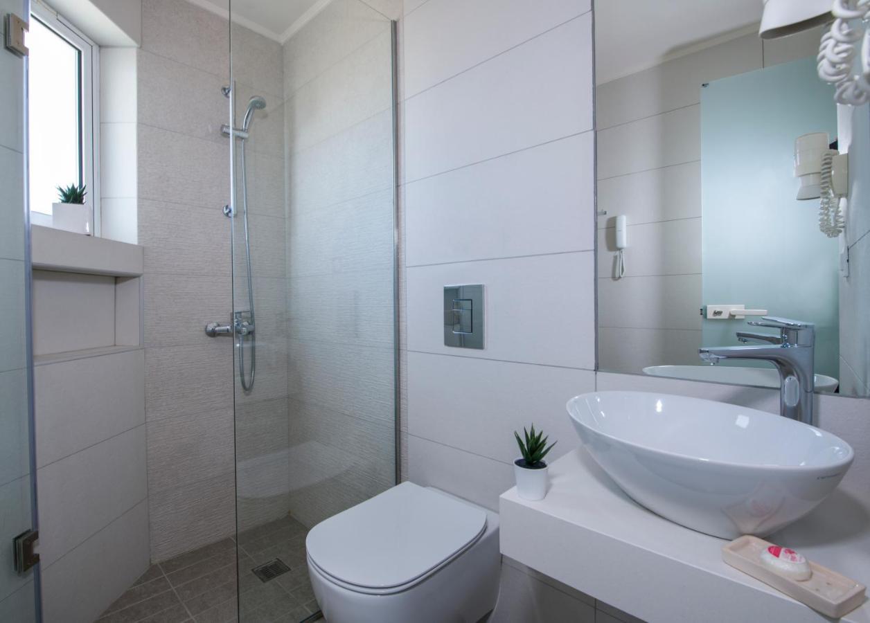 Aparthotel Kedrissos