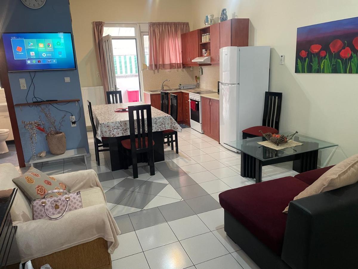 Nea Chora Cozy Close To The Apartamento