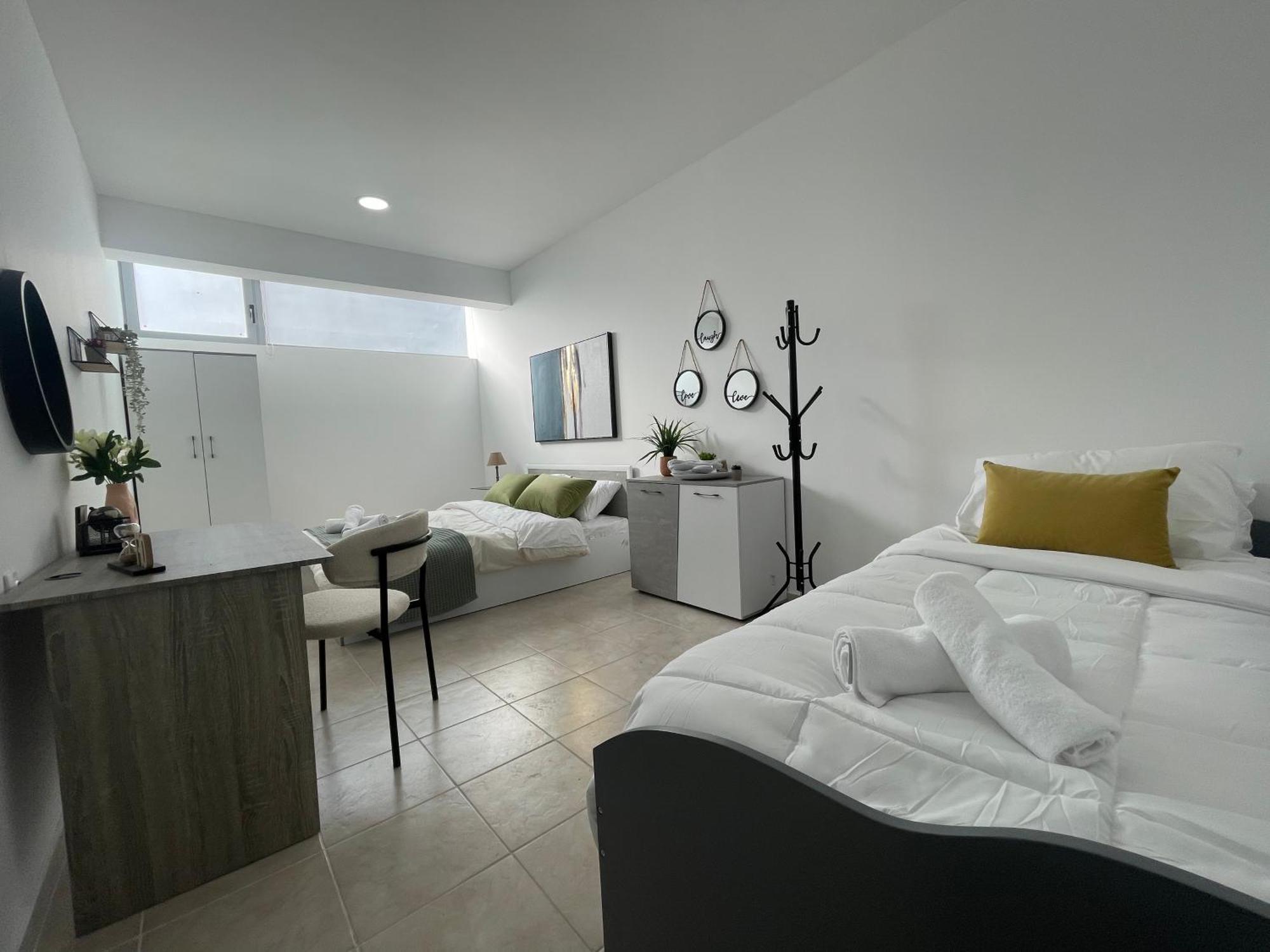 Aiolos Chania Center Luxury Near The Garden Apartment *