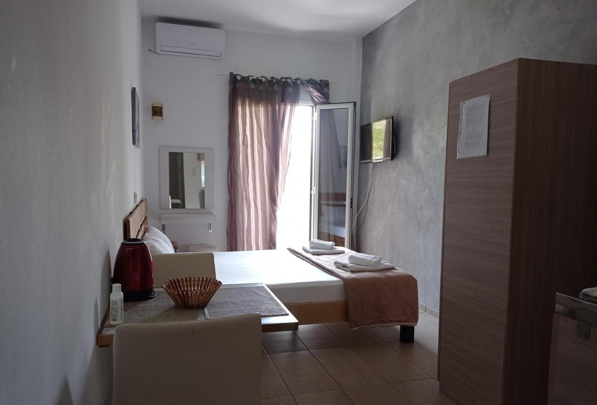 Beloni And Aparthotel Chania (Crete)