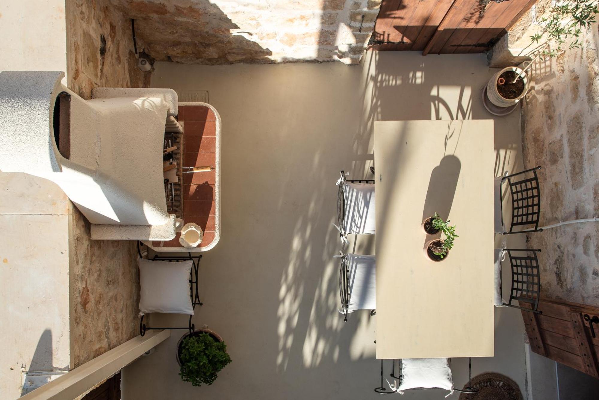 Delta-rho Villa Chania (Crete)
