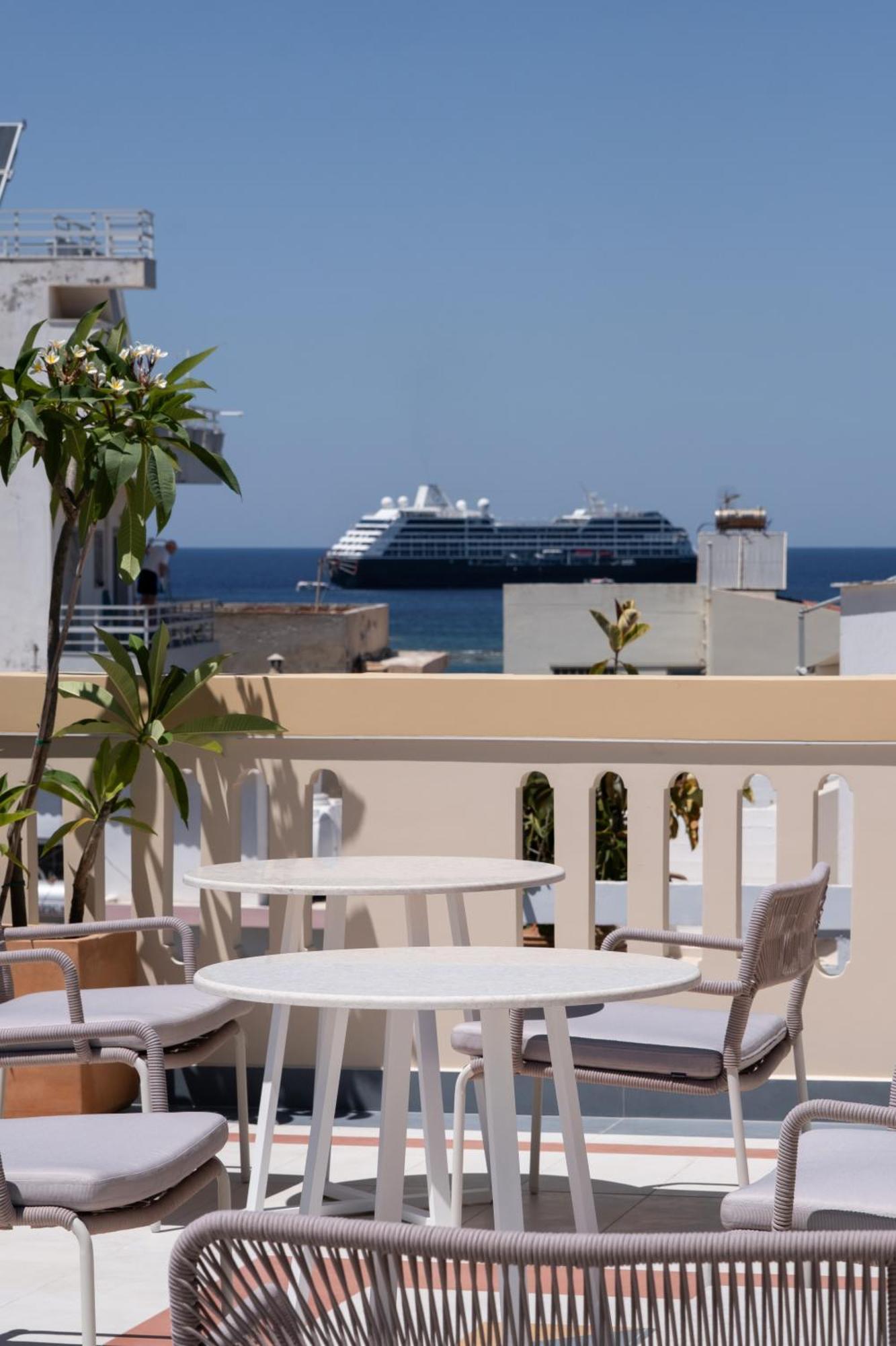 Bouquet Luxury Chrissi Akti Chania