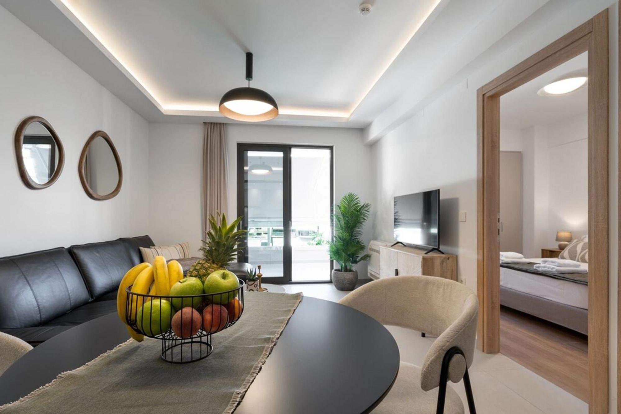 Comfy Terrace And Parking 800m To Old Town And Chania (Crete)