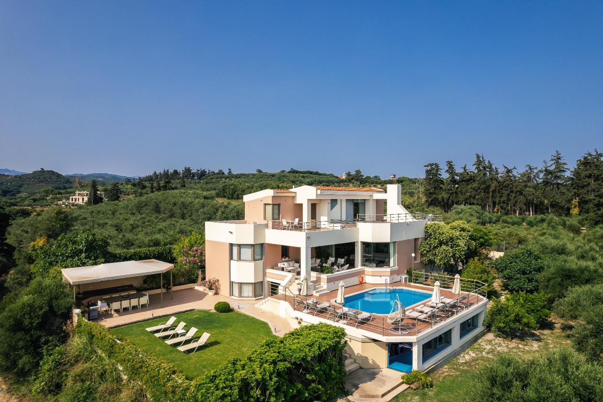Anastasia - Private Pool & Panoramic Views