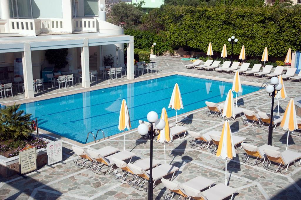 Kedrissos Aparthotel