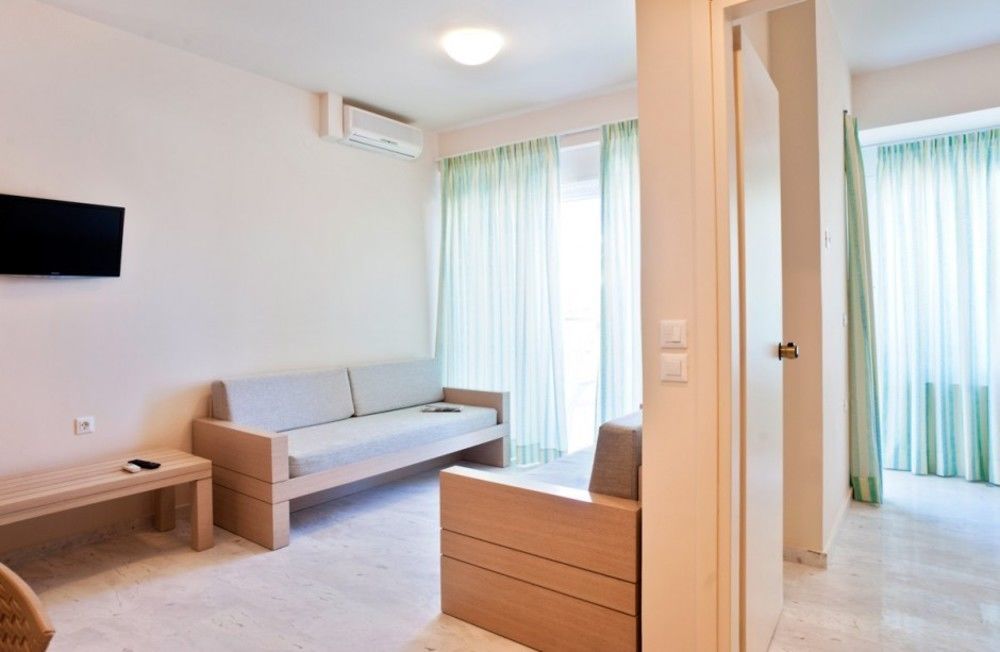 Kedrissos 3* Chania (Crete)
