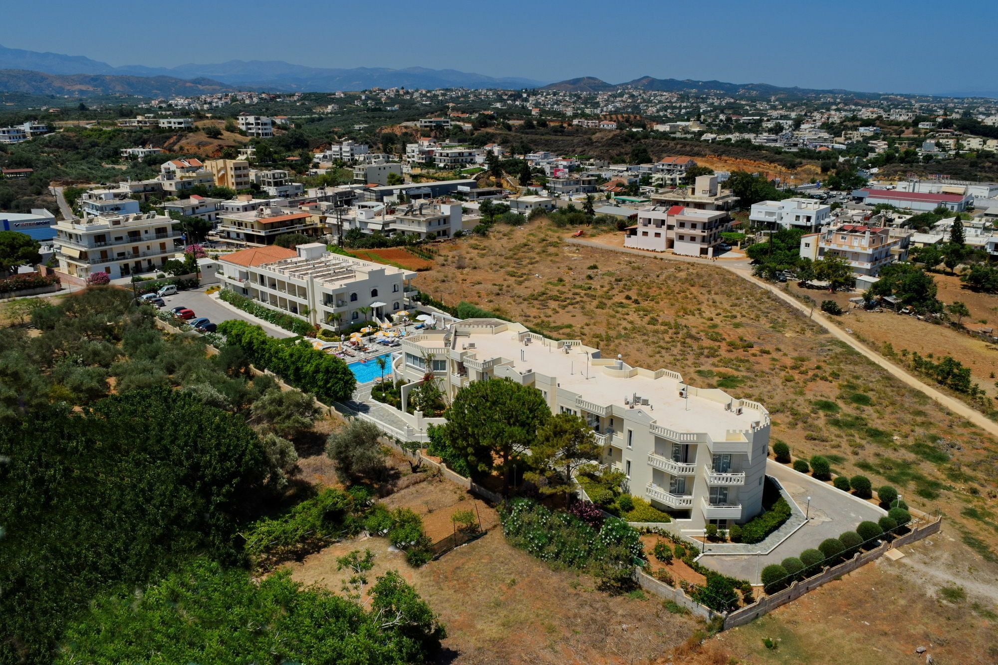 Aparthotel Kedrissos