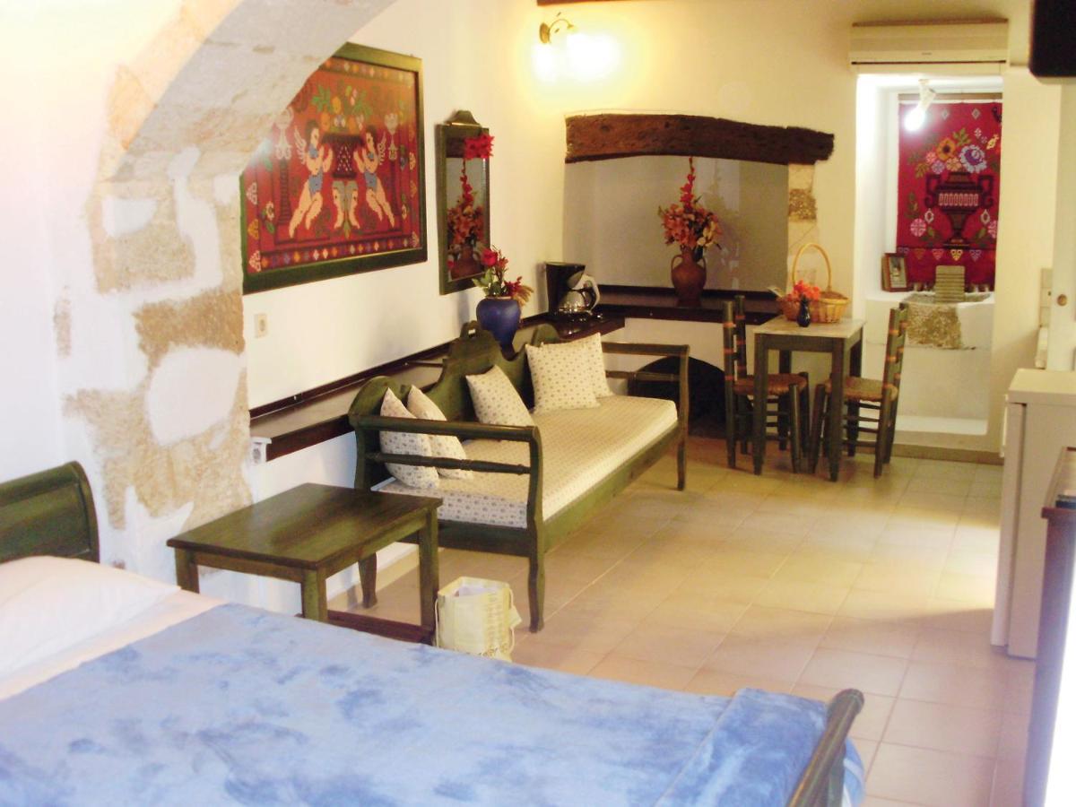Gasthuis Madonna Chania (Crete)