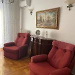 Irini\'S City Centre Apartment