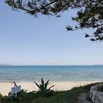 Adelphes Beachfront Apartment With Direct Connection To The Beach