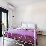Fotini \'S Apartment Near The City Center.