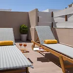 Aretousa Studio