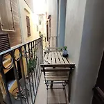Giorgos & Chara Studio In The Old Port