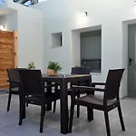 Manolis Cozy Home