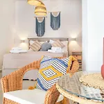 Camara Residence