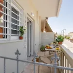 Maestro House
