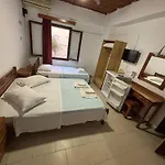Stelios Rooms To Rent