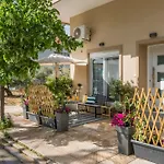 Eranthis Apartment
