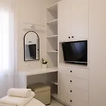 Apanemia Apartment