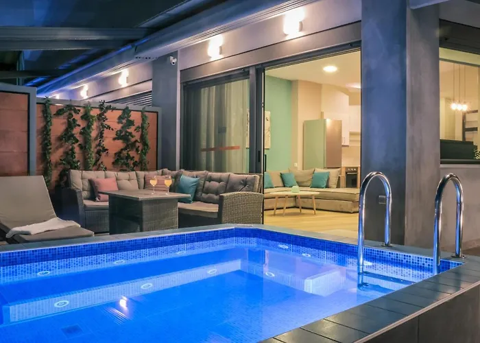 Euphoria Luxury Apartment