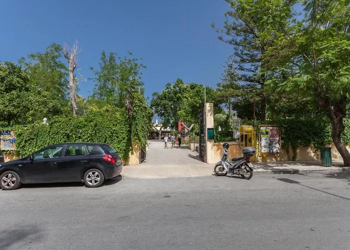 Irini\'S City Centre Apartment