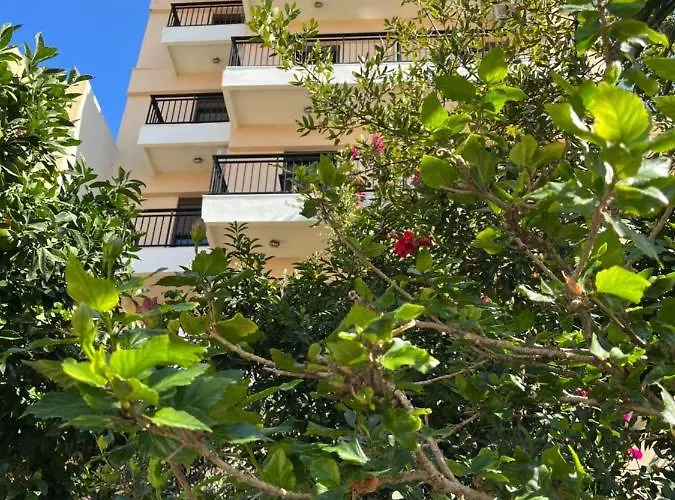 Candia Hotel