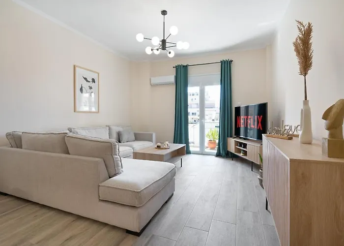 Georginas Home In City Center