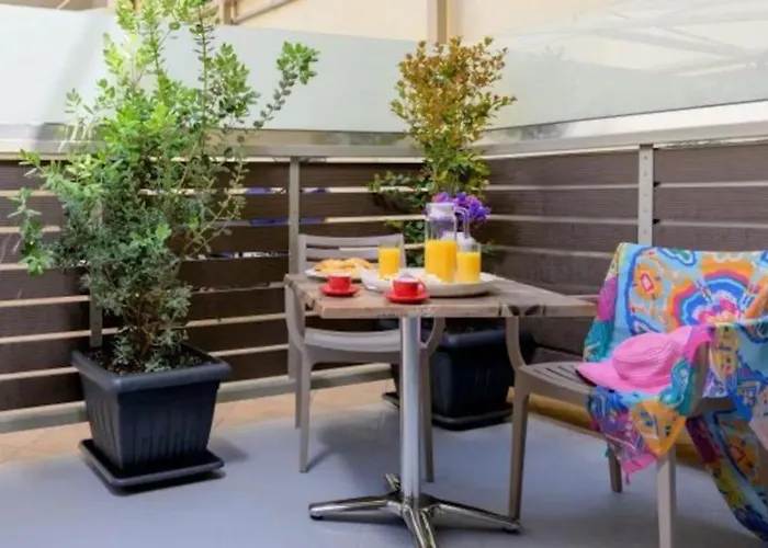 Ginger Chania City Center Apartment