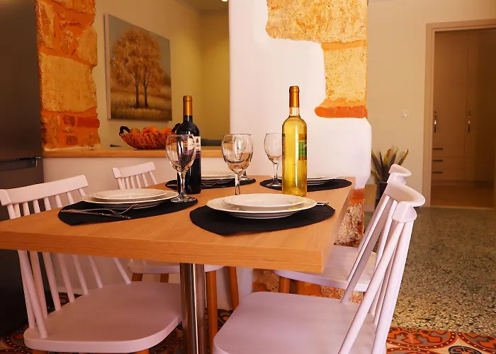 Dimitriοs Stone Apartment
