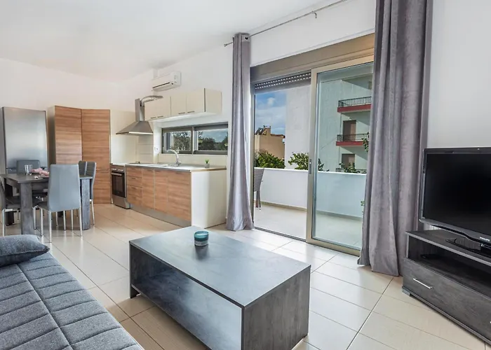 Iriana\'S Apartments In Center