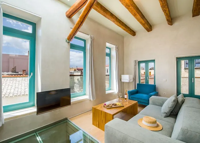Olvia - Historic Home In Chania