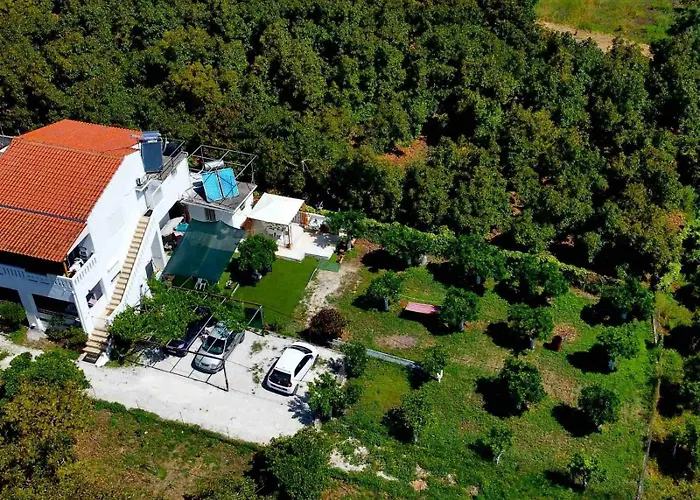 Aelia Village House