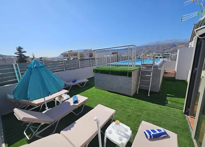 Evgenia’s Deluxe Apartment with Pool
