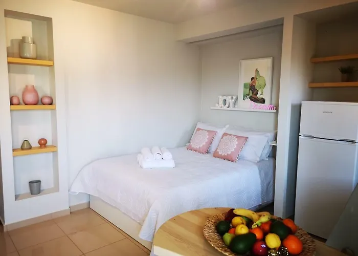Petra\'S City Center Apartment