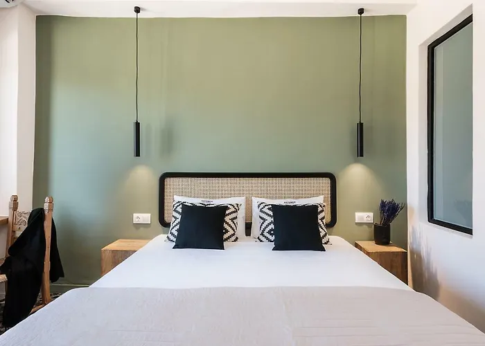Artemide City Places-Cozy Rooms