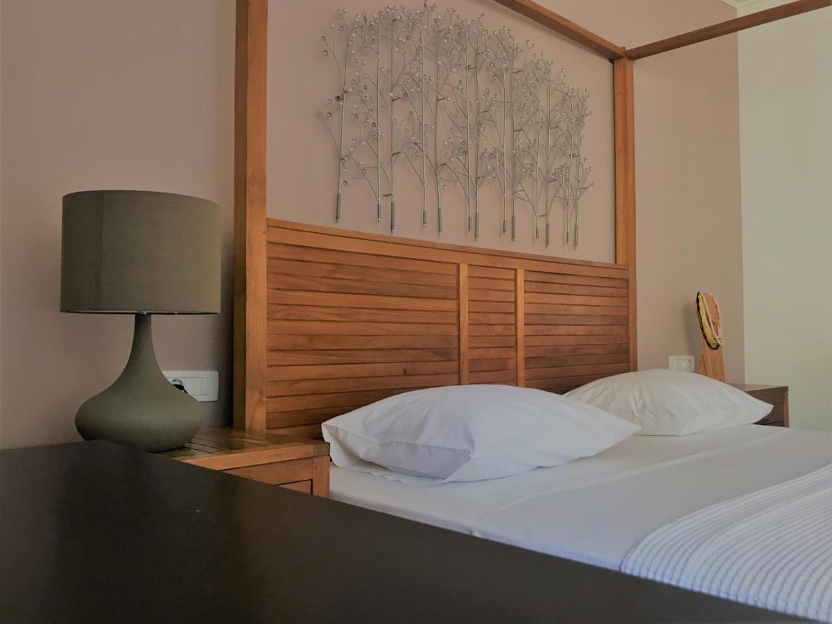 Vranas Ambiance Apartment *