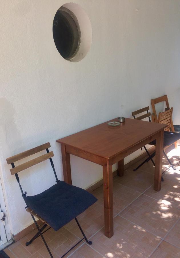 Amelie Qute Apartment