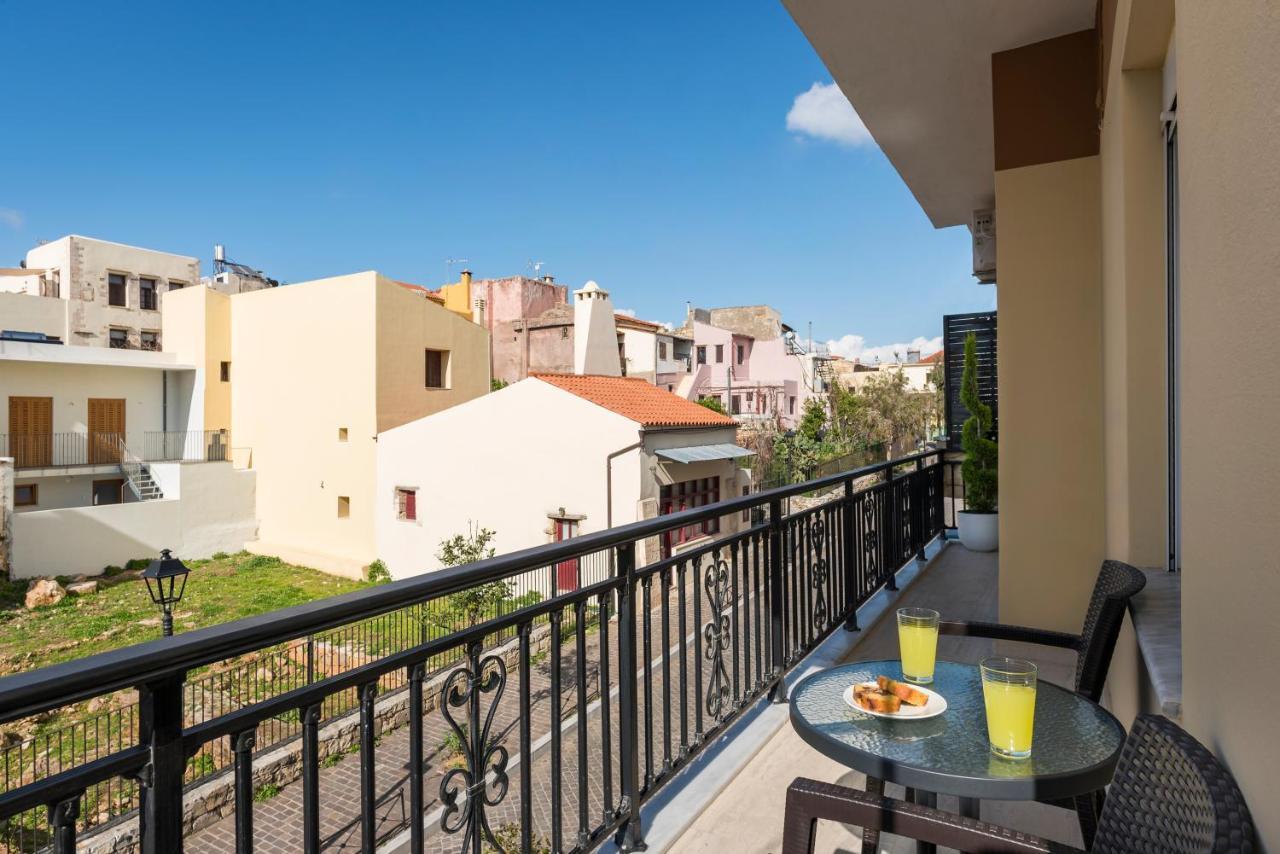 Old Harbor Luxury Living Chania * Chania (Crete)