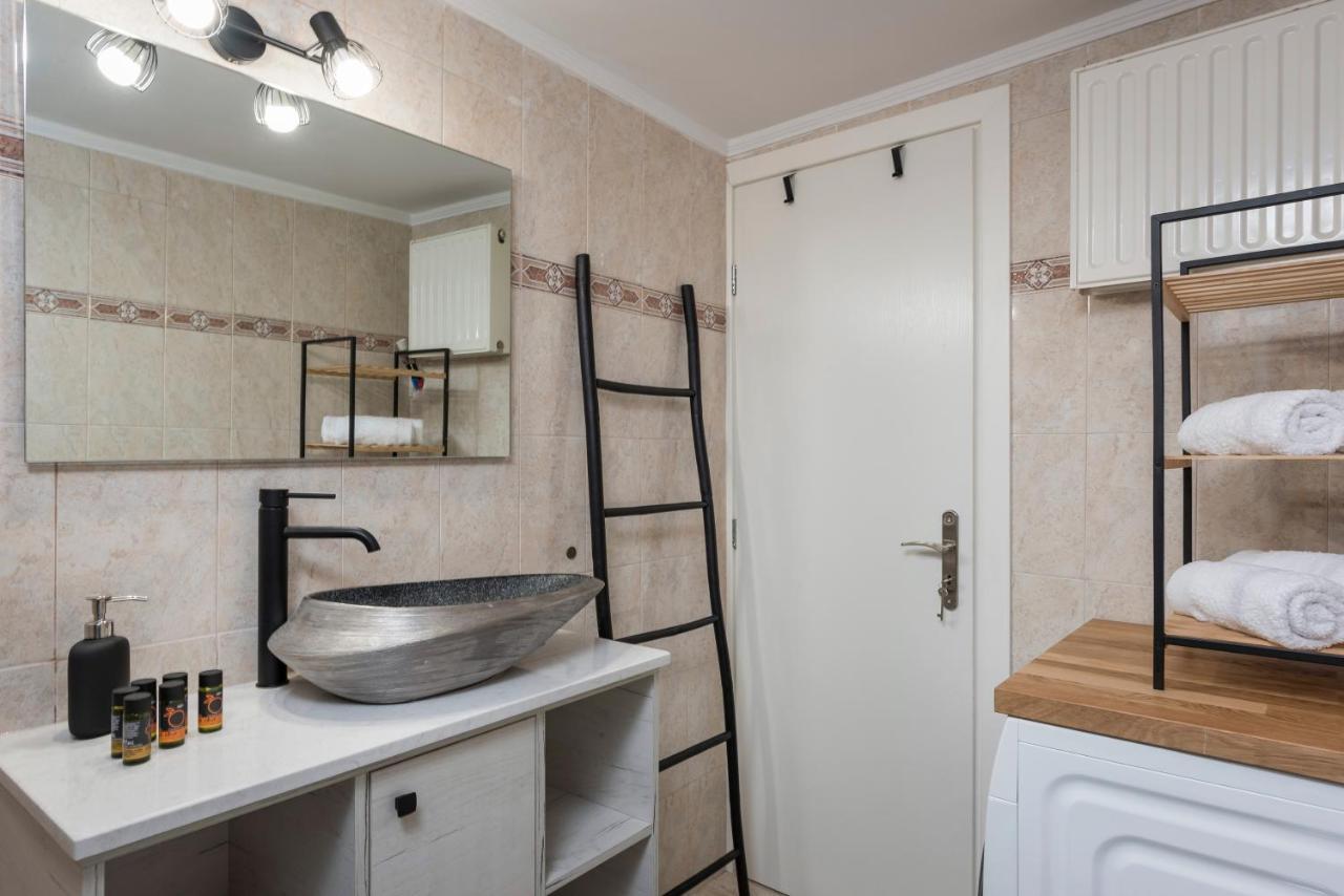 Old Harbor Luxury Living Chania * Chania (Crete)