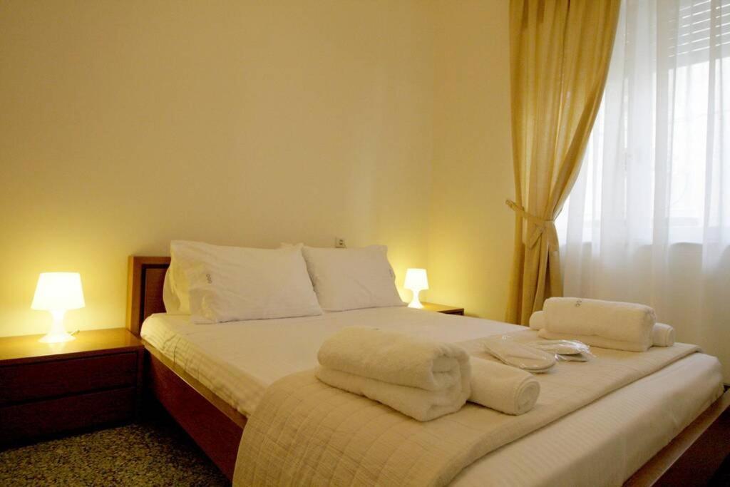 Apartment Colorful 110 M2 House In Chania Center!