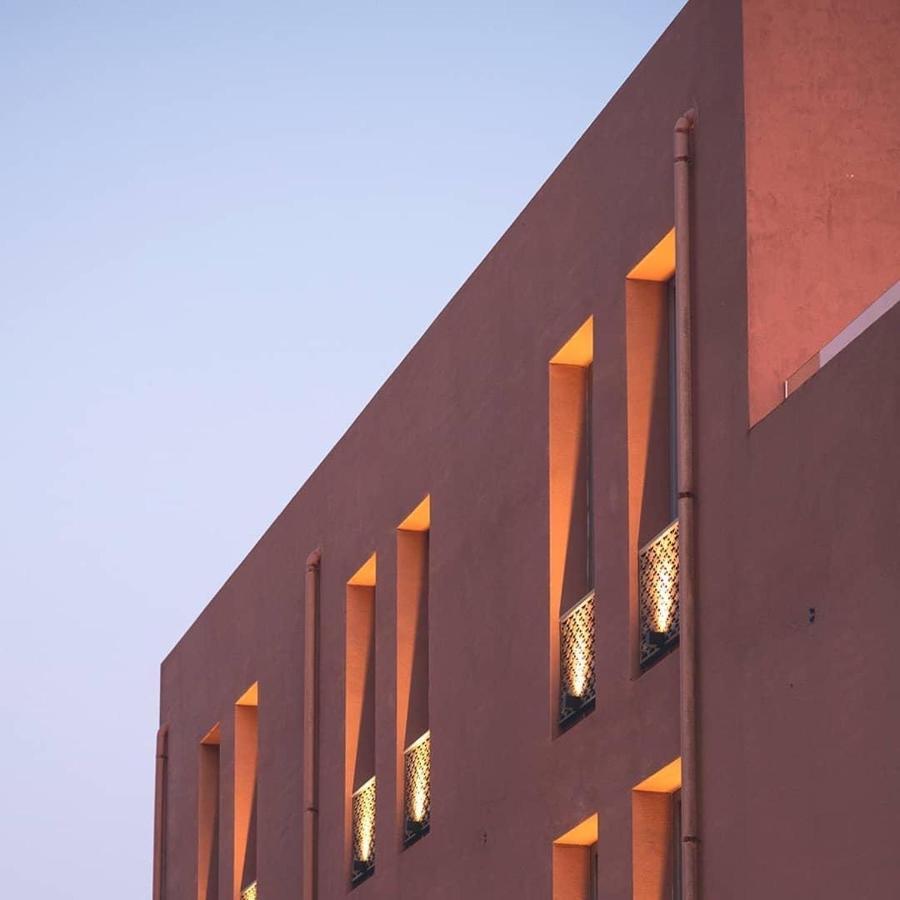 Avra Venetian Harbour Apartment *