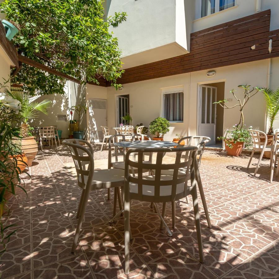 Geana Chrissi Akti Chania