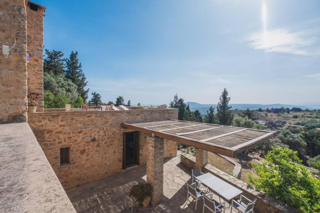 Kalogra - Architect With Breathtaking Views Villa Chania (Crete)