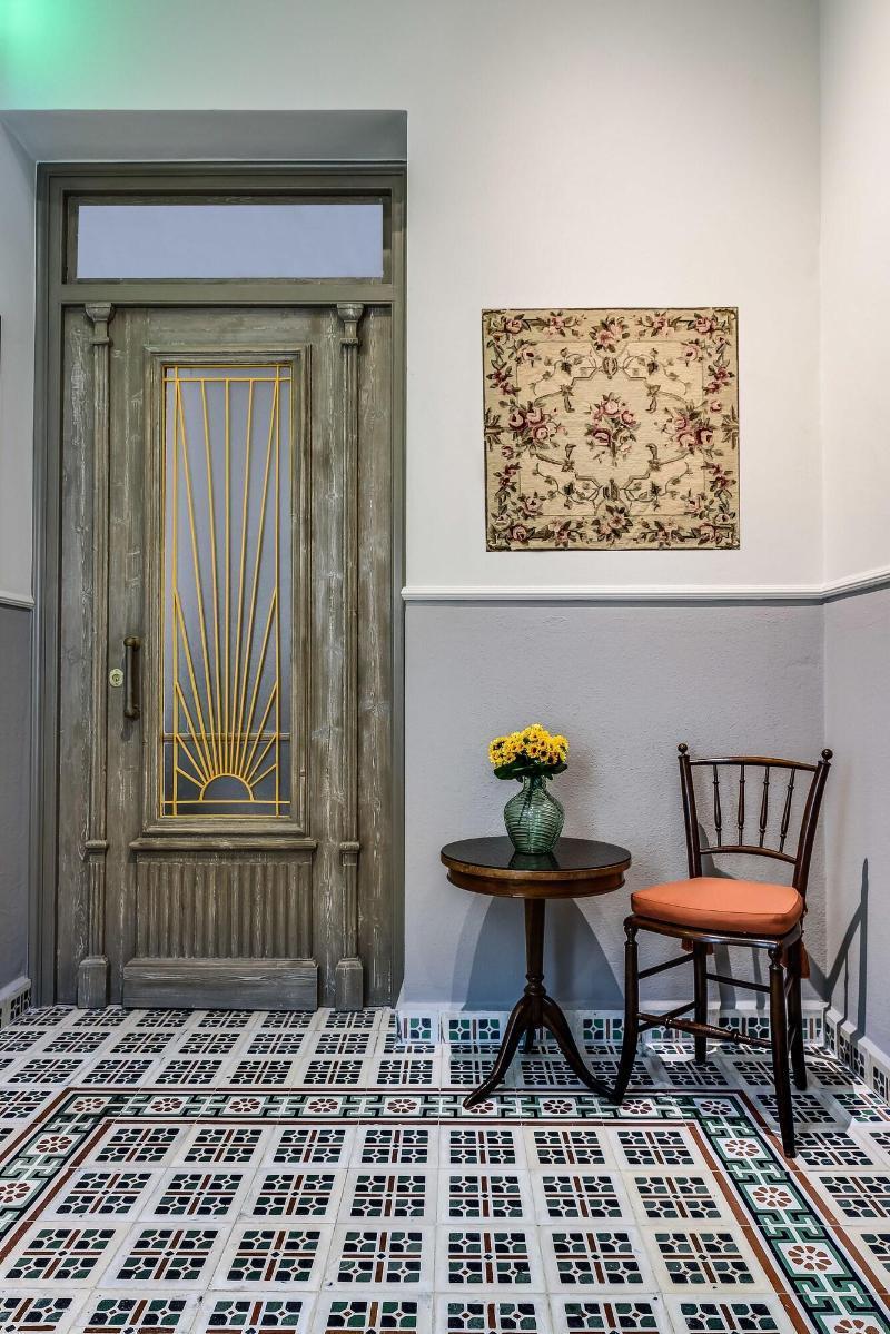 Mosaic Aparthotel 3*