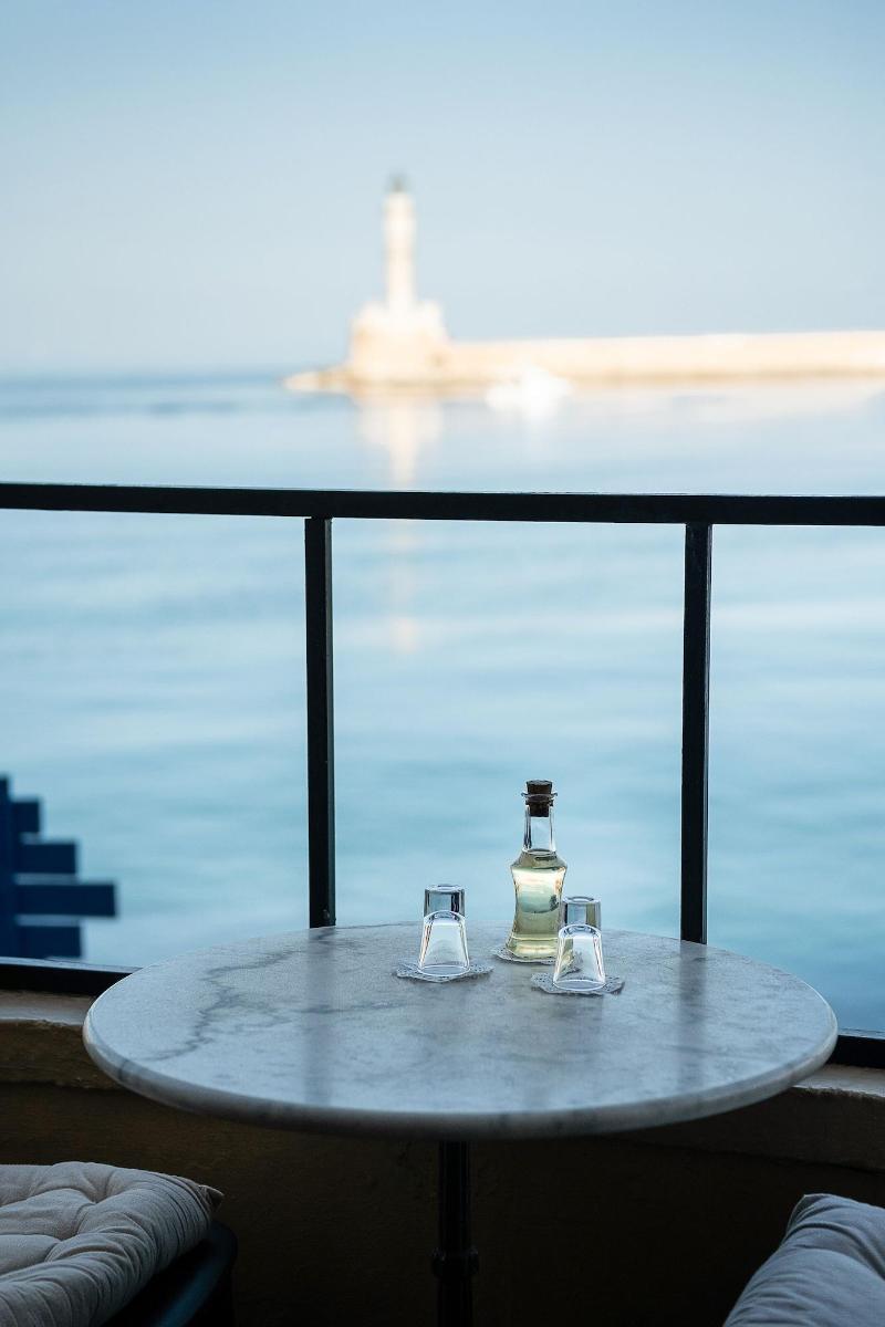 Hotel Porto Antico 3*