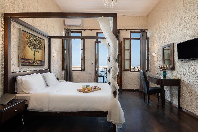 Porto Antico Hotel 3*