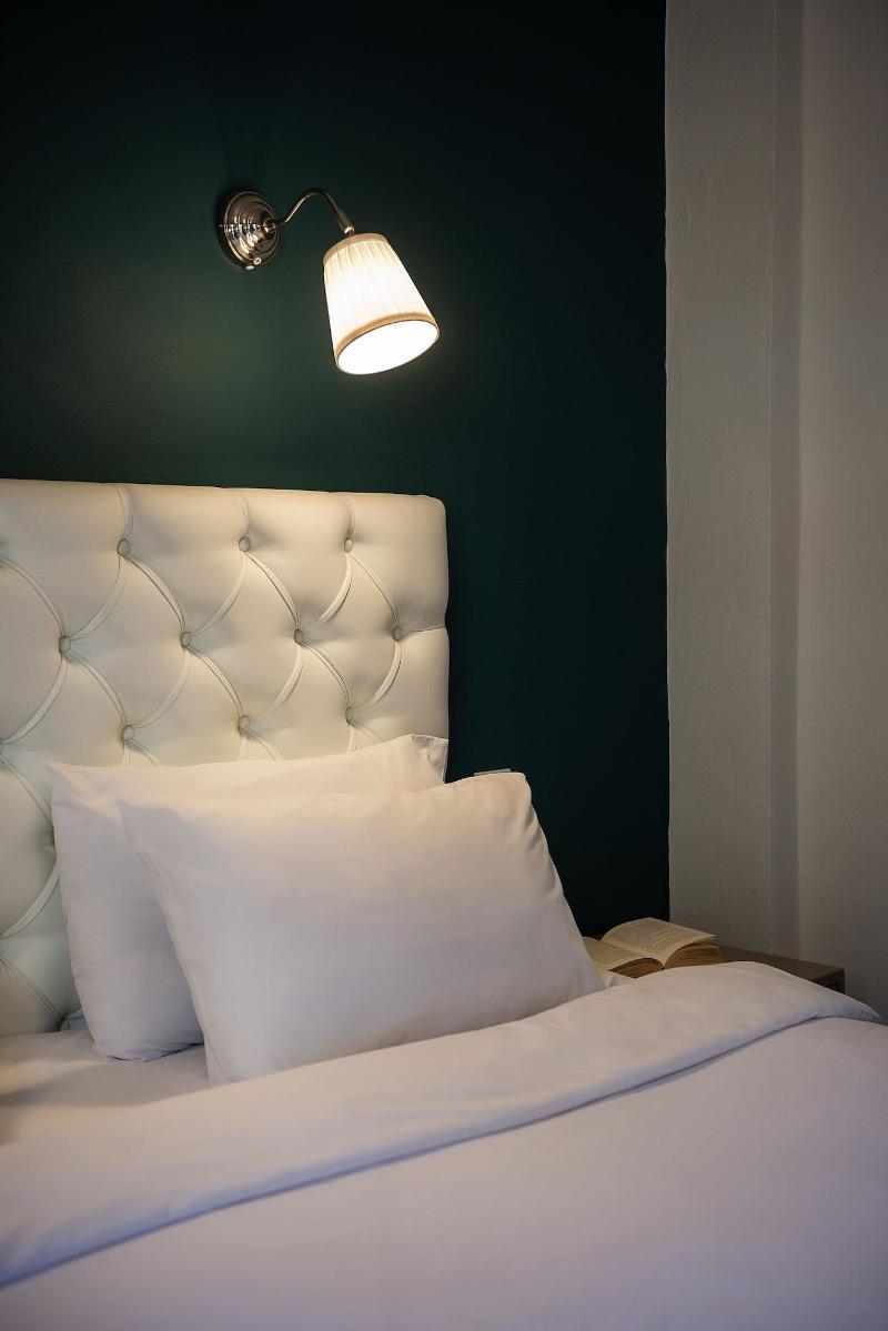 Porto Antico 3*