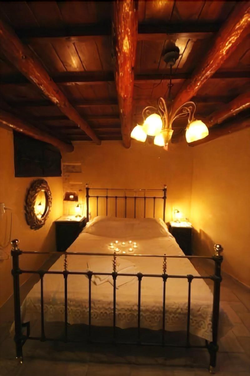 Ifigenia Lux Maisonette In Oldtown And In Theriso Vilage 14 Km Outside Of Chania Chania (Crete)