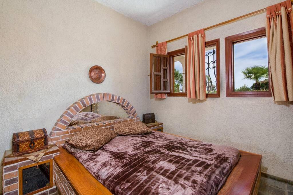 Renas Secret Garden House *
