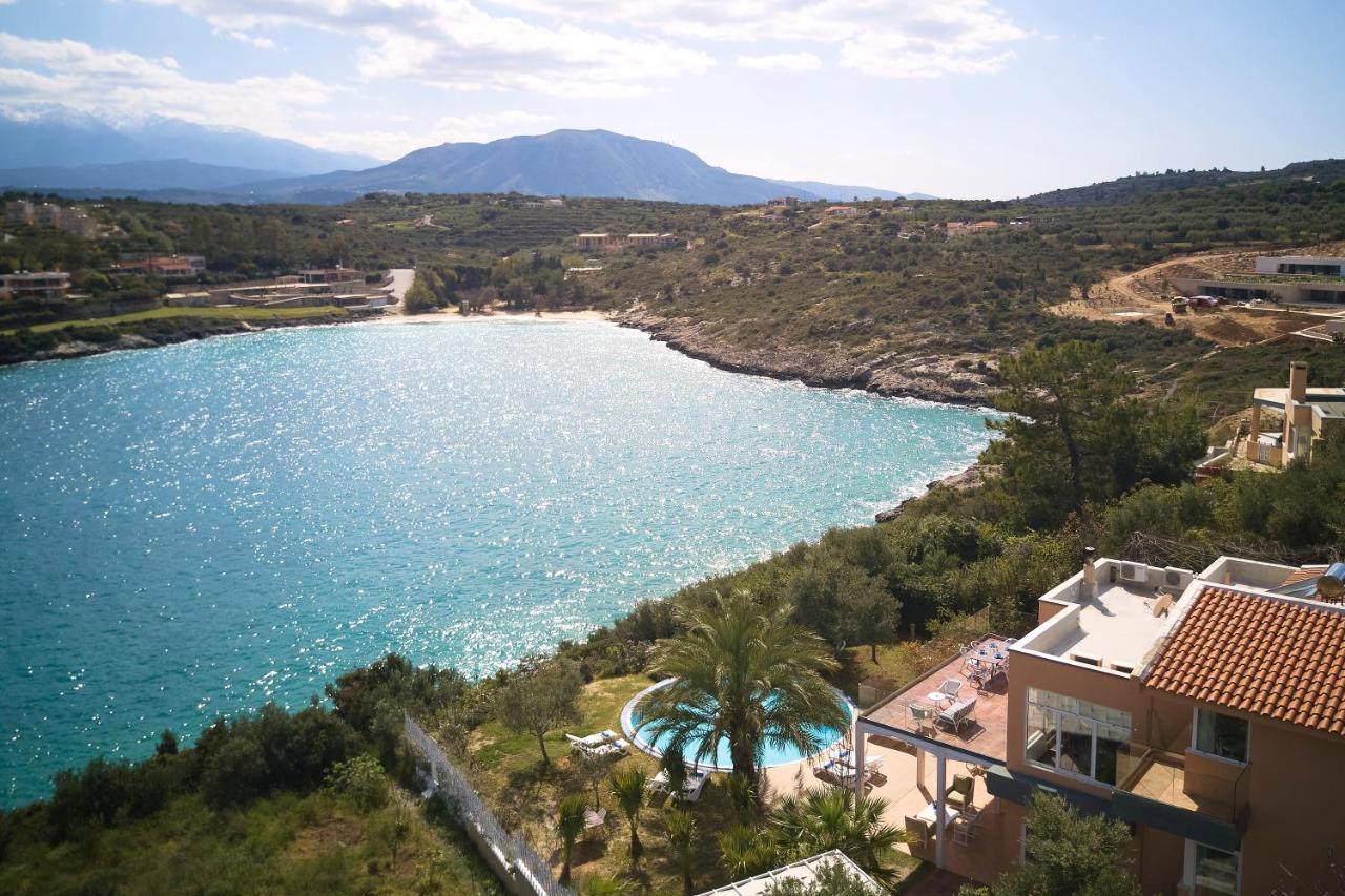 Seafront Longobardi Villa